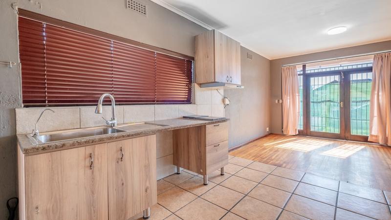 3 Bedroom Property for Sale in Goodwood Estate Western Cape